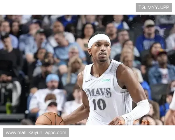 凯尔特人布朗迎战活塞康宁汉姆，谁能掌控比赛节奏